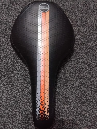 Carrera subway bike seat - subway, new